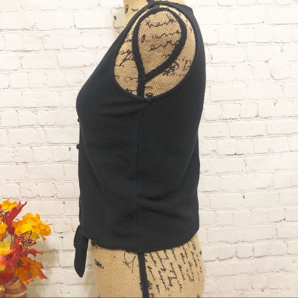 MADEWELL TEXTURE & THREAD TIE BUTTON FRONT TANK - Picture 5 of 10